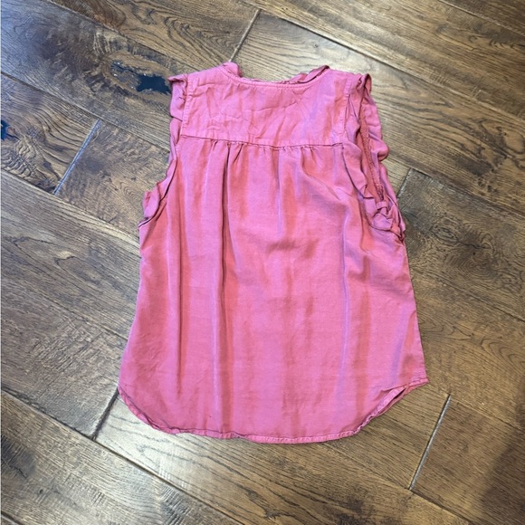 Kut From The Kloth Tank - Picture 3 of 3